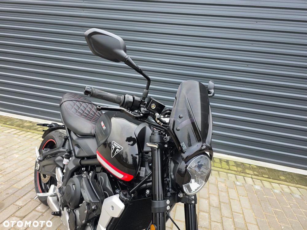 Triumph Trident - 23