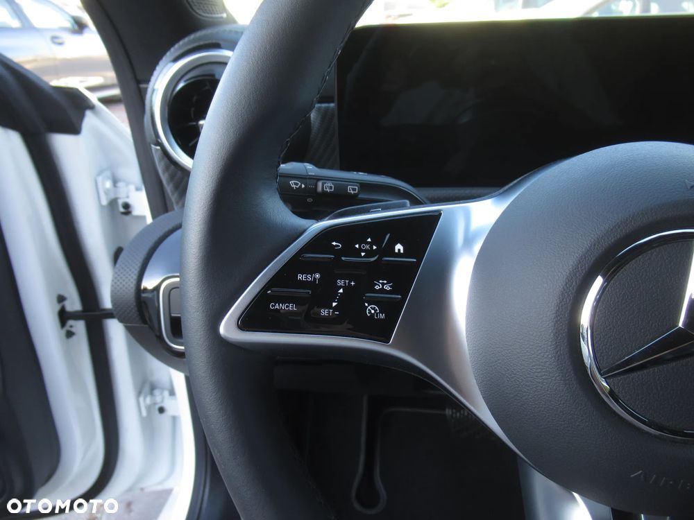 Mercedes-Benz CLA 180 mHEV 7G-DCT - 15