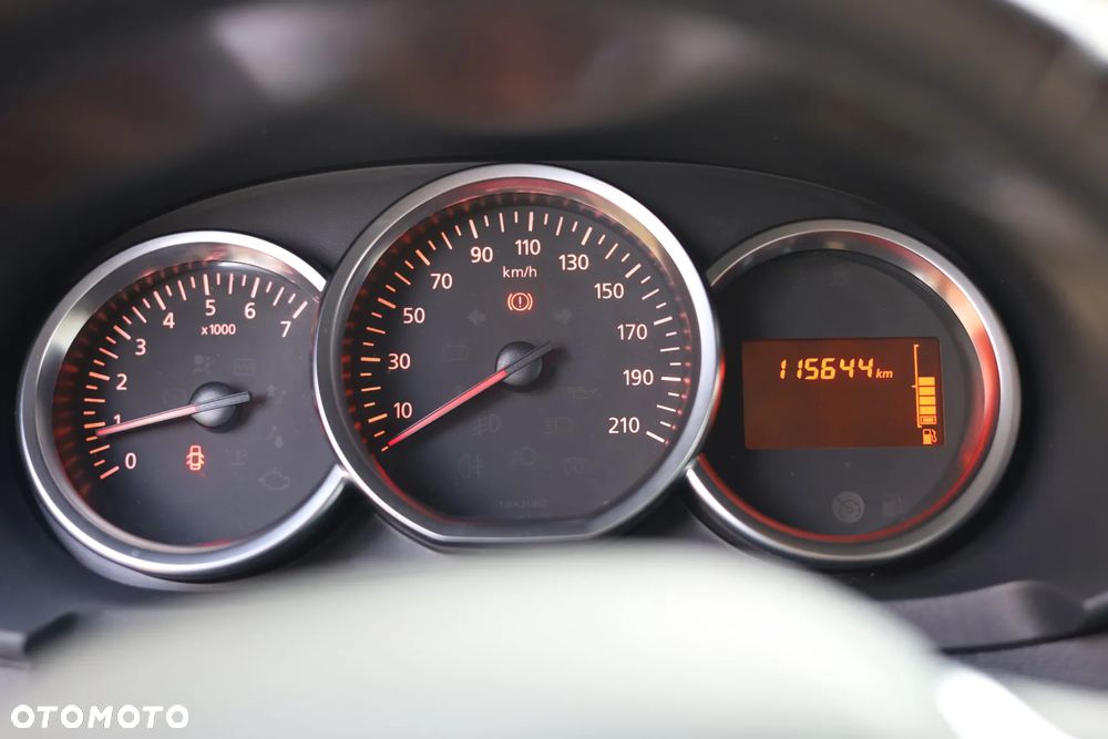 Dacia Lodgy 1.6 SCe Stepway S&S - 19