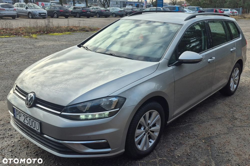 Volkswagen Golf 1.6 TDI BMT Comfortline - 1