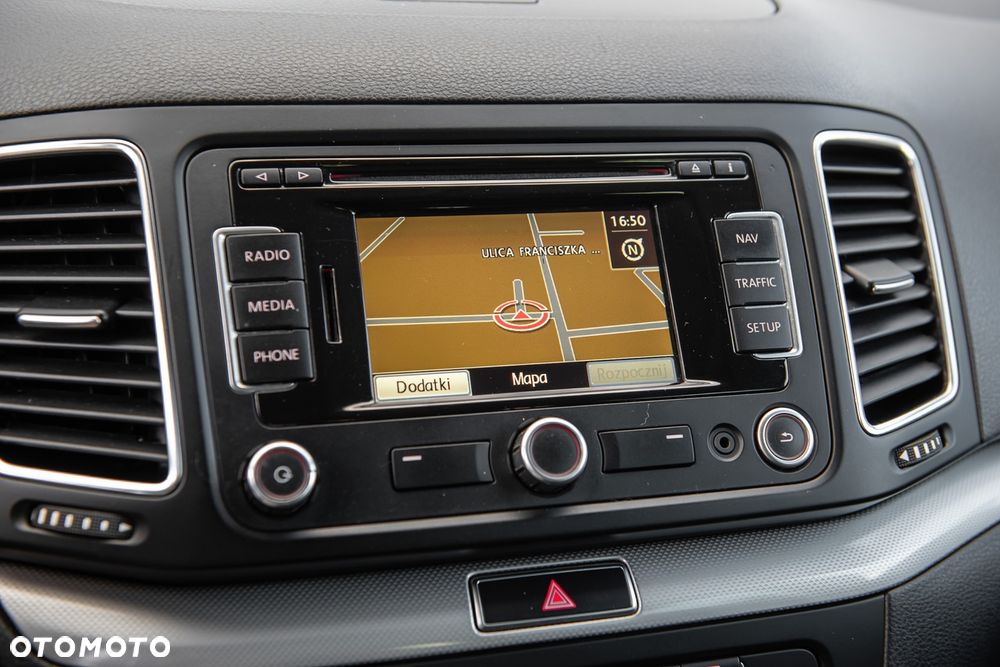 Volkswagen Sharan - 21