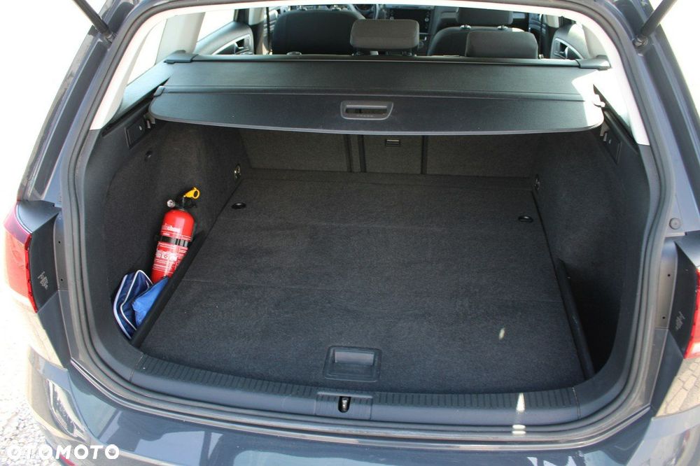 Volkswagen Golf - 13