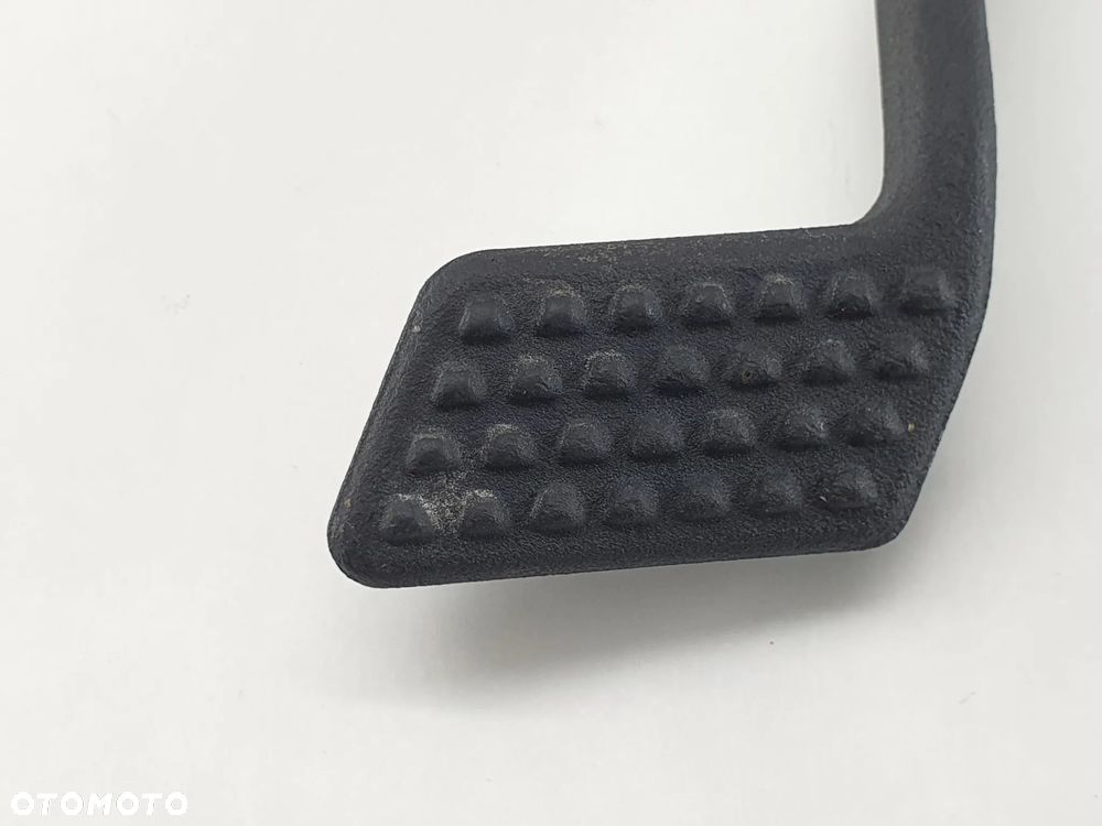 DZWIGNIA HAMULCA STOPKA PODNOZEK   CAN AM RYKER - 8