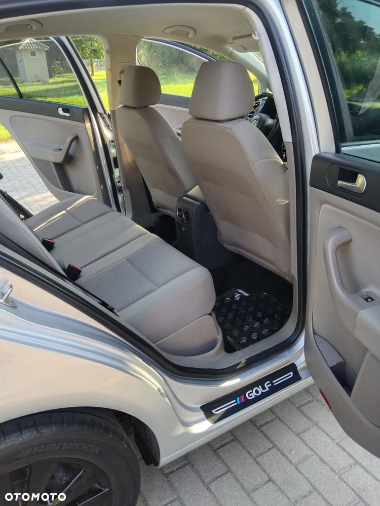 Volkswagen Golf Plus 1.6 TDI Comfortline - 22