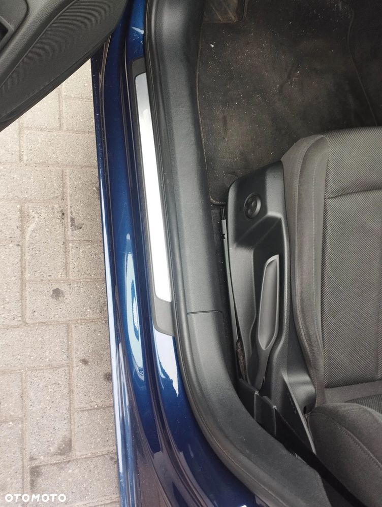Audi A4 Avant - 10