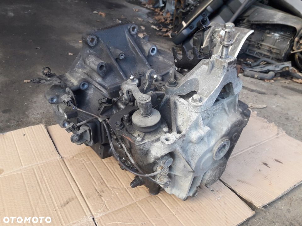 Mazda 3 5 05-10 2.0 citd Skrzynia Biegów 6 Biegów - 8