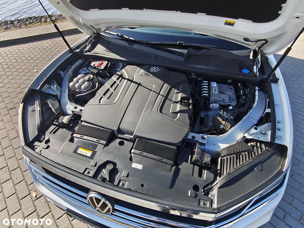 Volkswagen Touareg 3.0 V6 TDI SCR 4Mot Elegance - 37