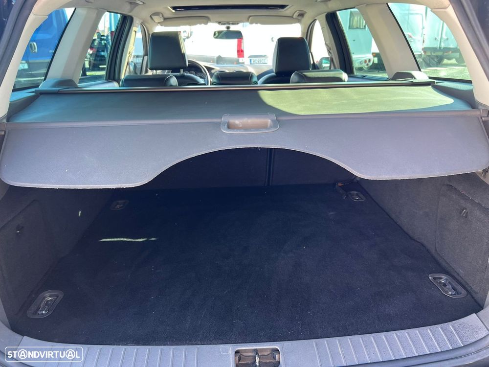 Ford Focus SW 1.6 TDCi Titanium - 24