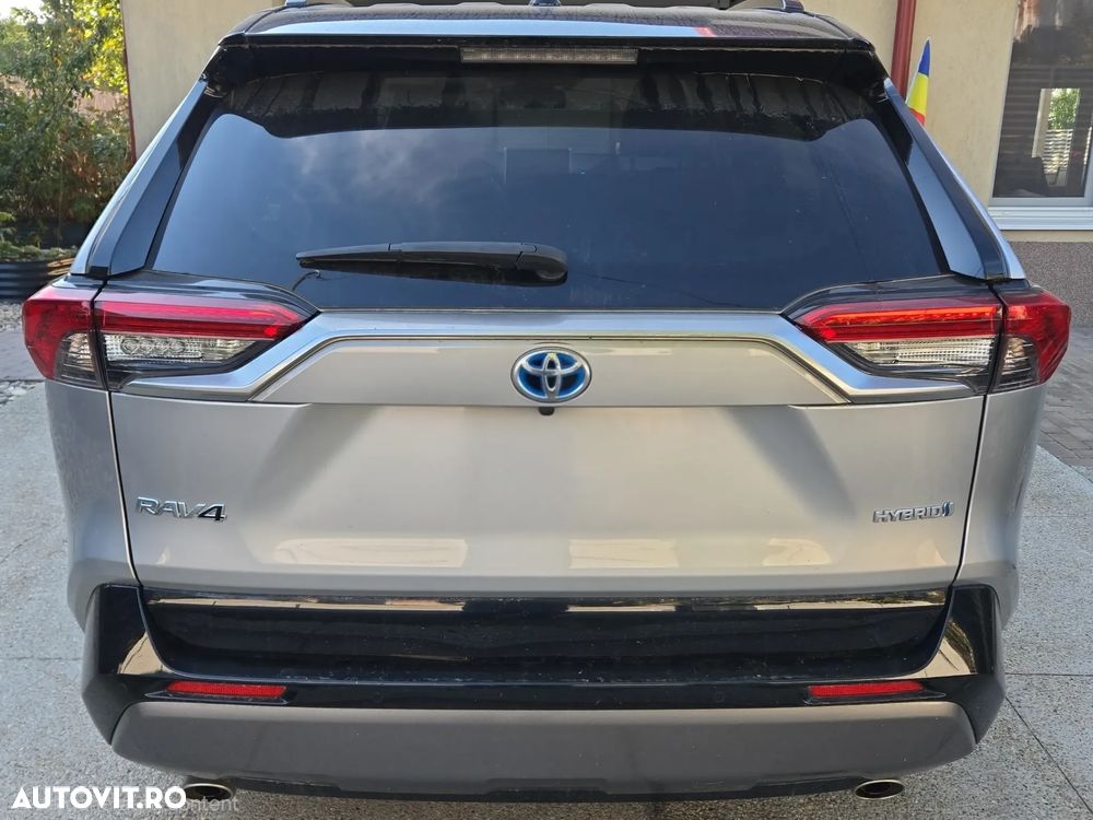 Toyota RAV4 - 2
