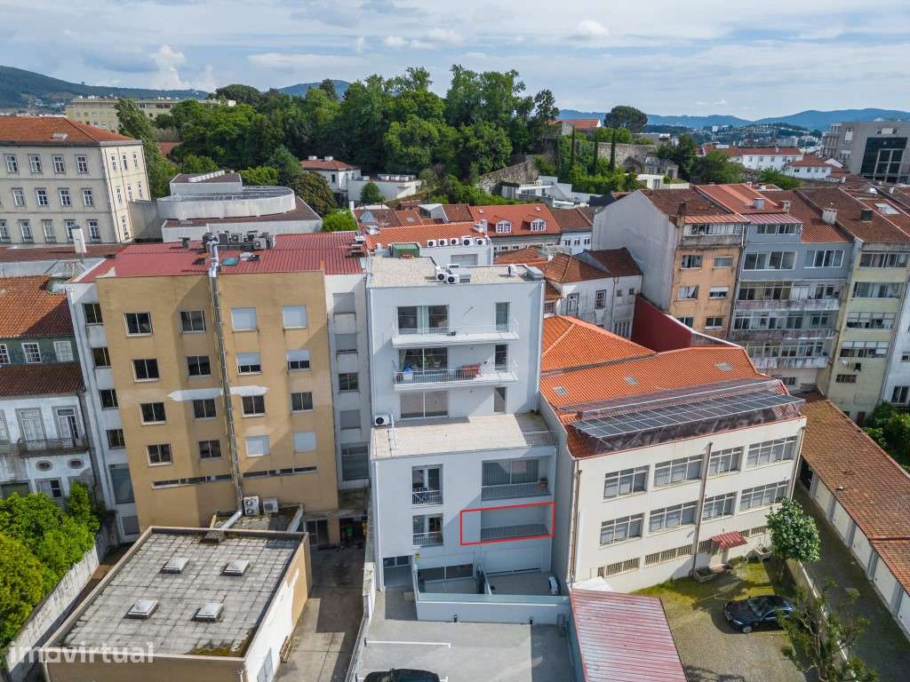 T2 Novo no Centro de Braga com Terraço e Garagem - Grande imagem: 5/28