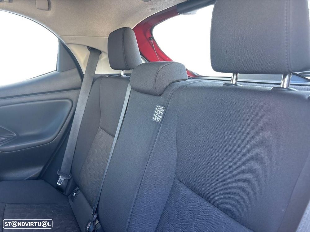 Toyota Yaris 1.5 HDF Comfort Plus - 12