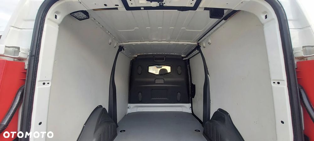 Peugeot Expert - 22