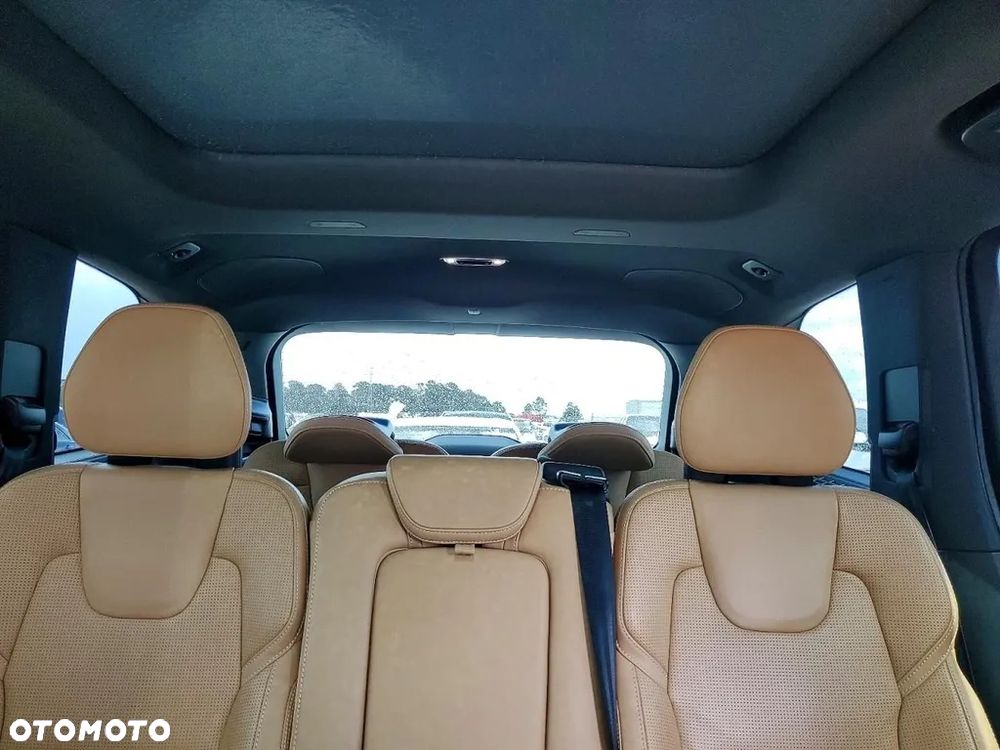 Volvo XC 90 T6 AWD Inscription 7os - 9