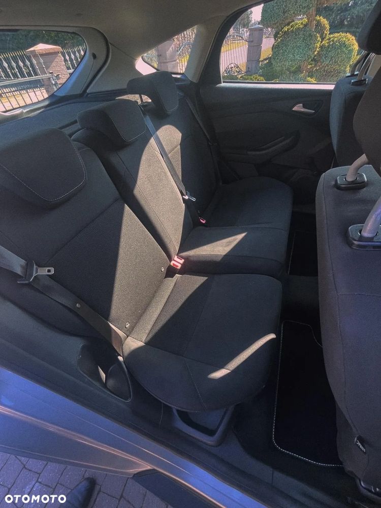 Ford Focus - 9