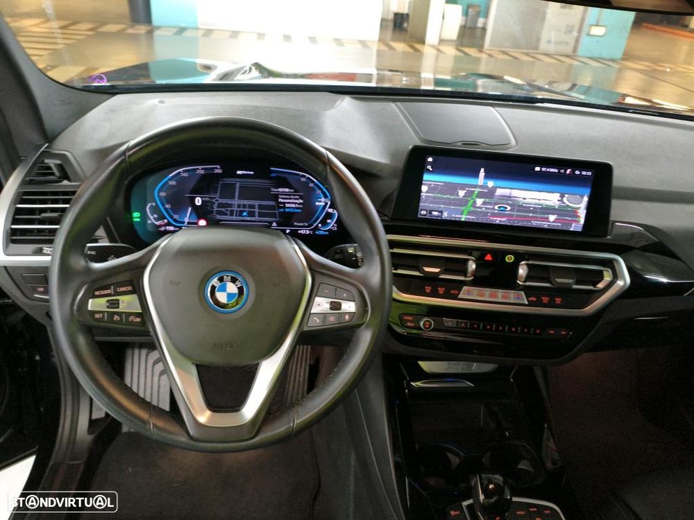 BMW X3 30 e xDrive - 8