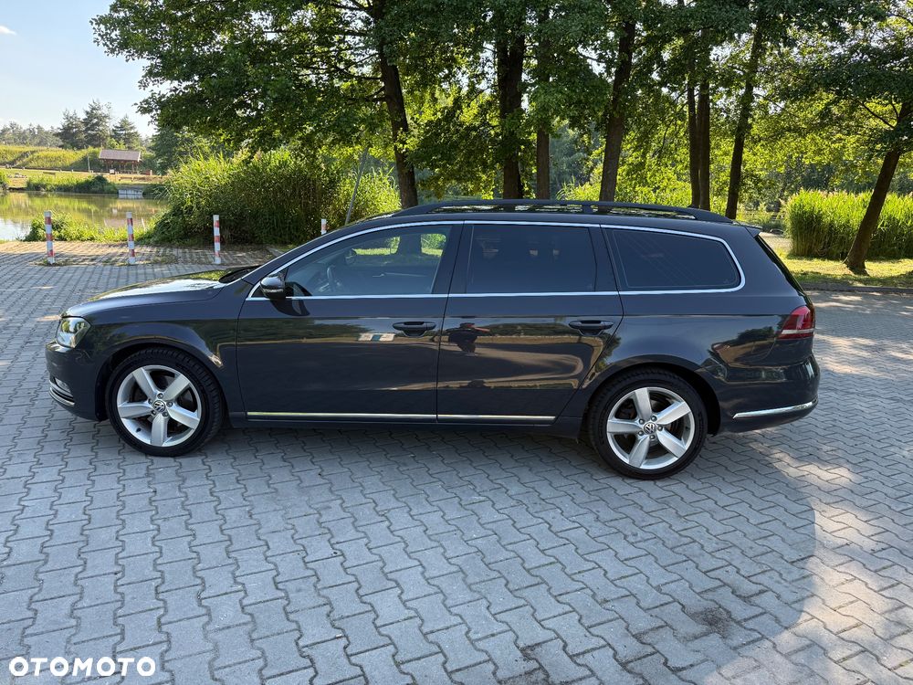 Volkswagen Passat 2.0 TDI Comfortline - 8