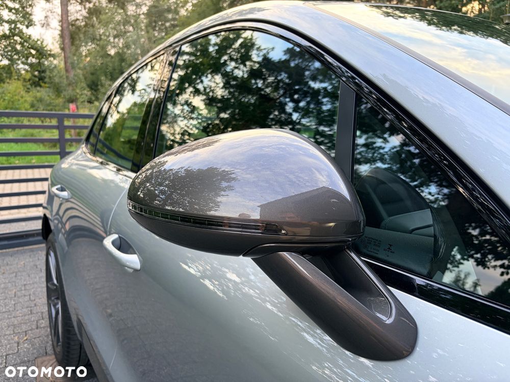 Porsche Macan T - 17