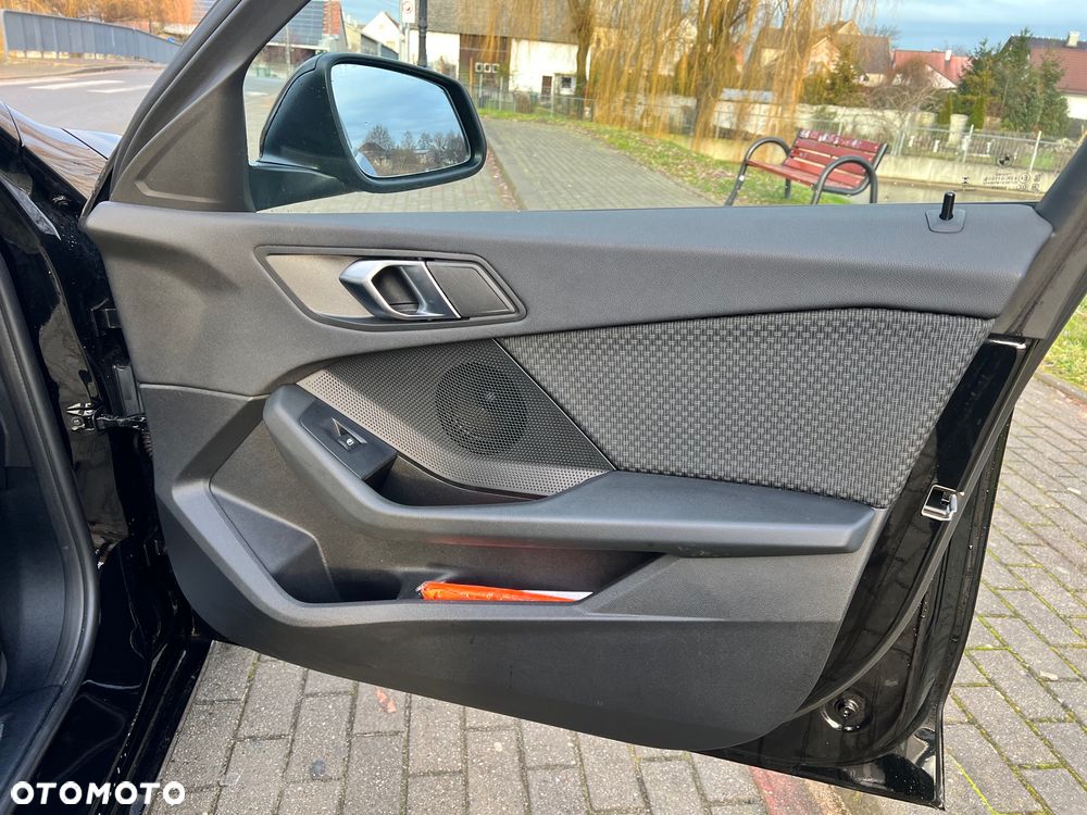 BMW Seria 1 118i Advantage - 26