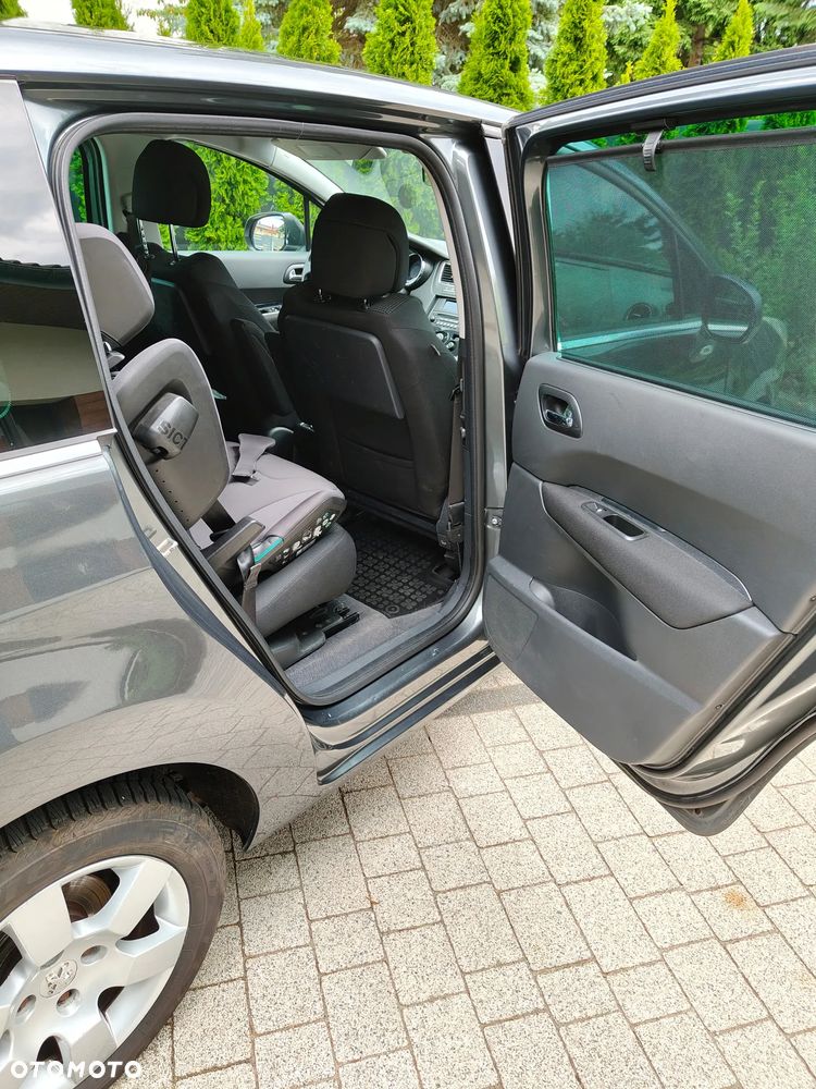 Peugeot 5008 - 6