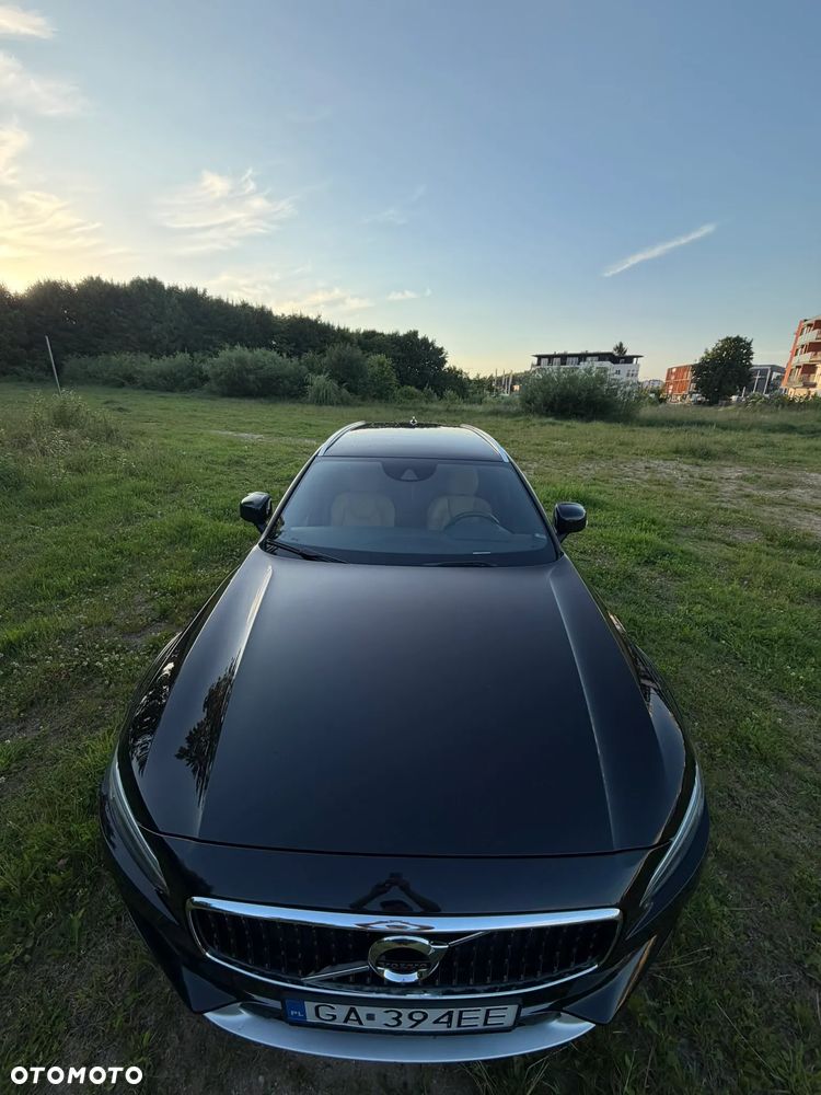 Volvo V90 D5 AWD Momentum - 4