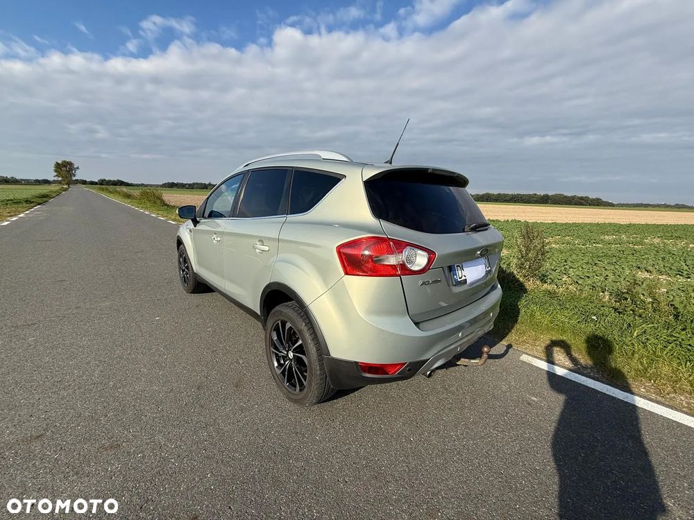 Ford Kuga 2.0 TDCi Titanium - 12