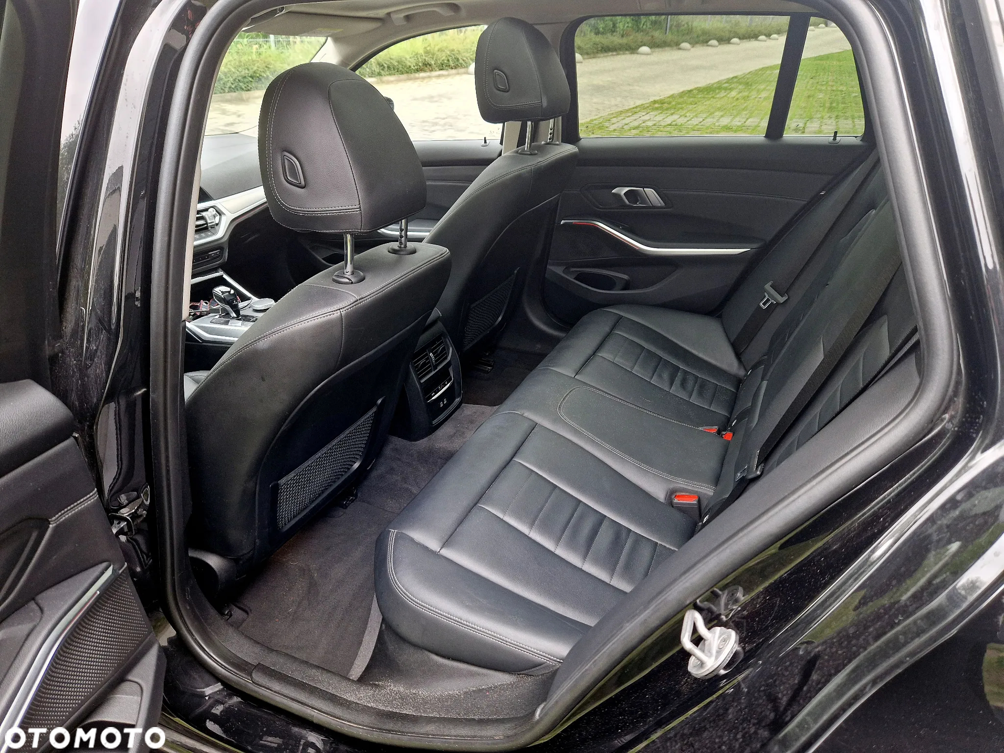 BMW Seria 3 320d xDrive Luxury Line sport - 22