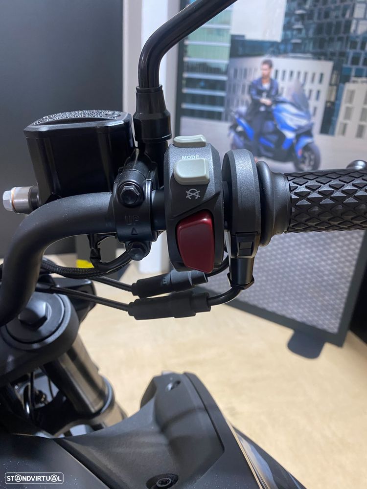 Voge 125RS - 8