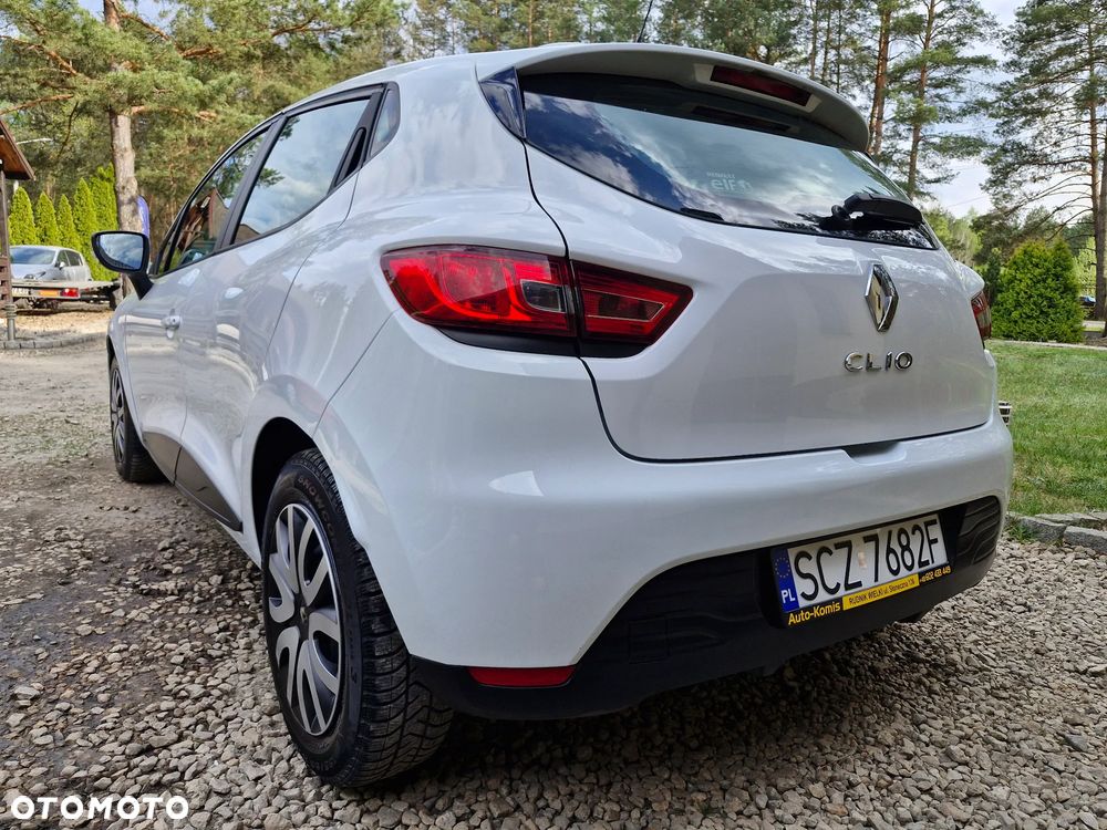 Renault Clio 1.2 16V 75 Life - 4