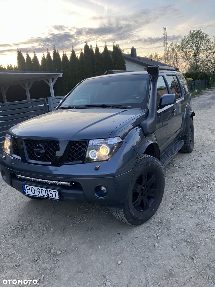 Nissan Pathfinder 2.5 DCi Elegance / LE - 1