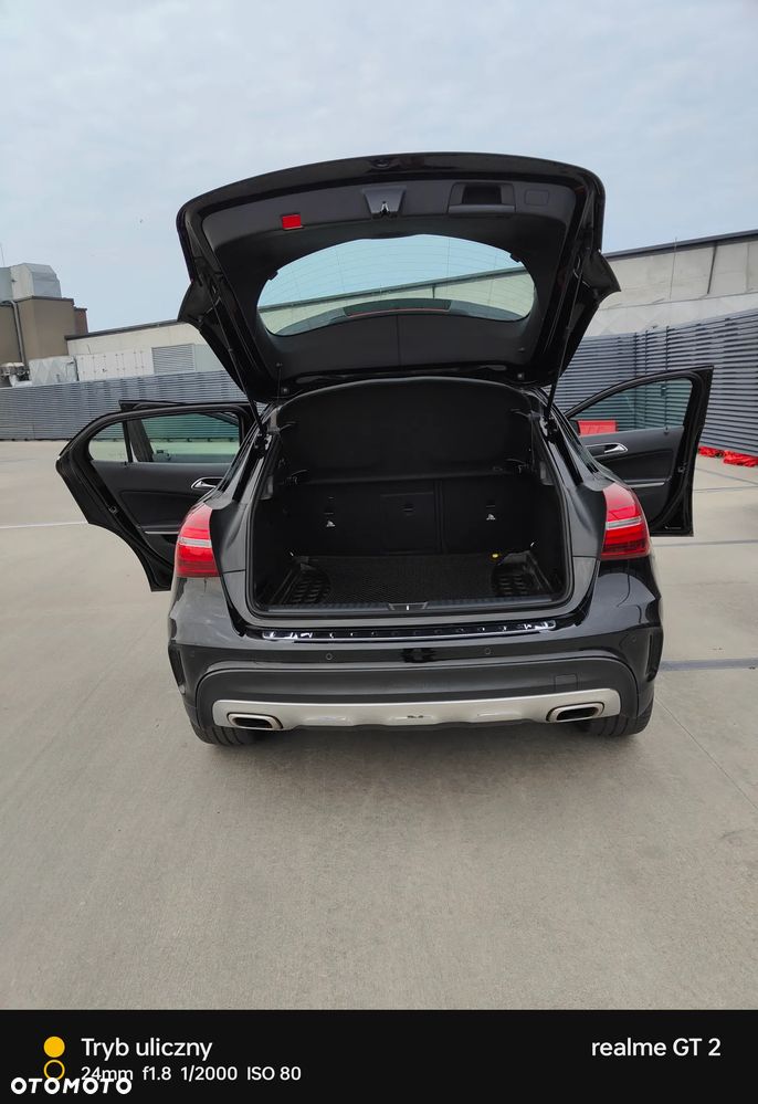 Mercedes-Benz GLA - 7
