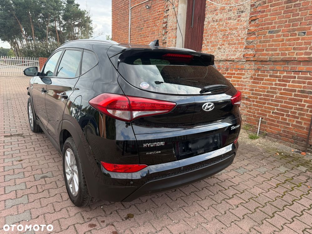 Hyundai Tucson - 8