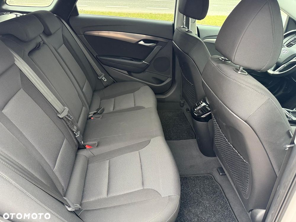 Hyundai i40 Kombi 1.7 CRDi Premium - 13