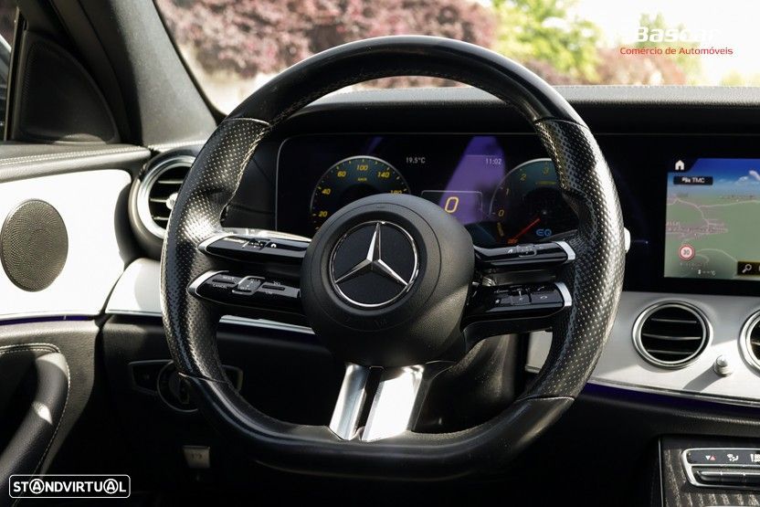 Mercedes-Benz E 300 de AMG Line - 32