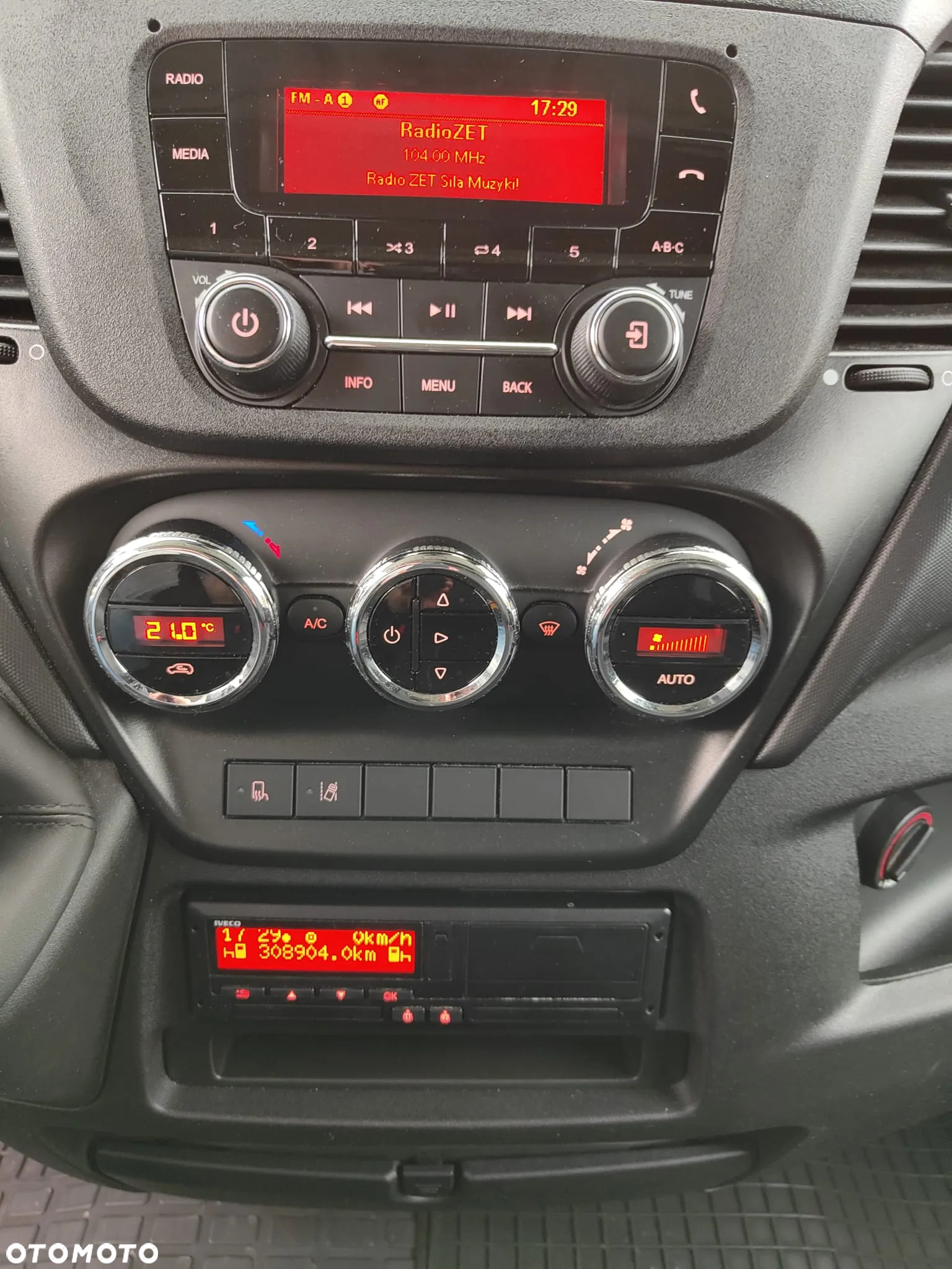 Iveco DAILY 50C18 - 12