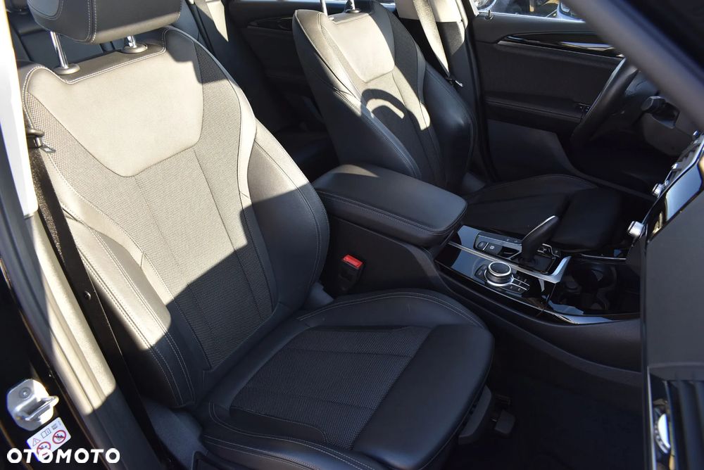 BMW X3 xDrive20d MHEV xLine - 19