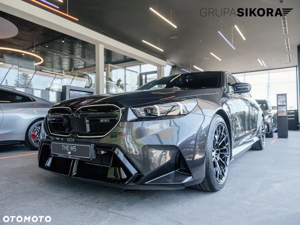BMW M5 xDrive - 2