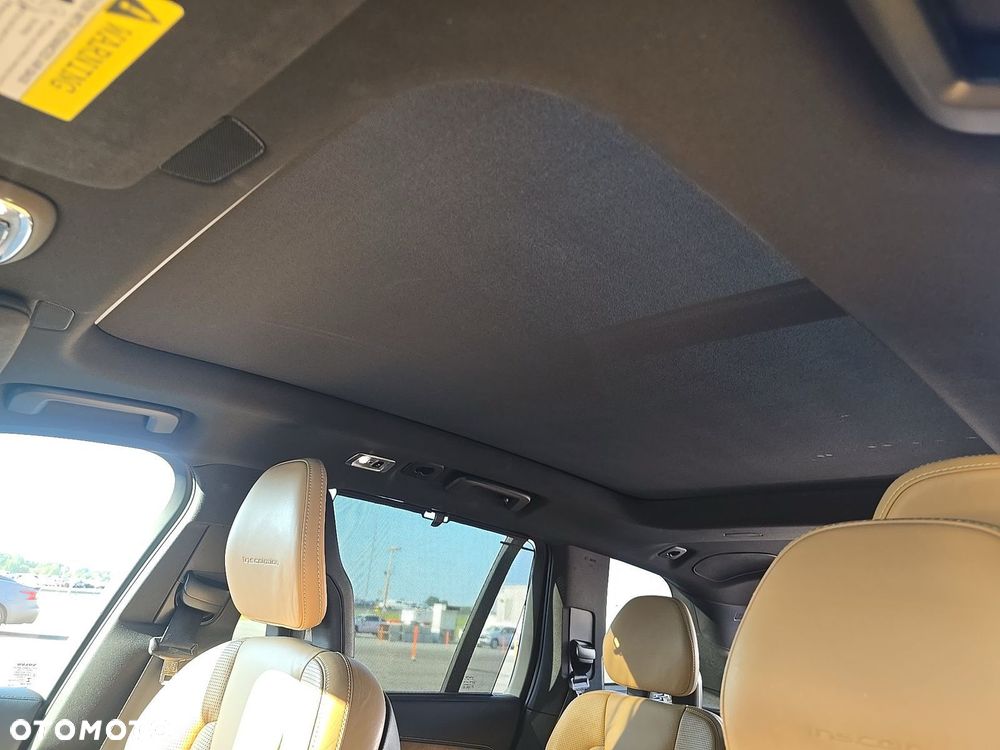 Volvo XC 90 - 20