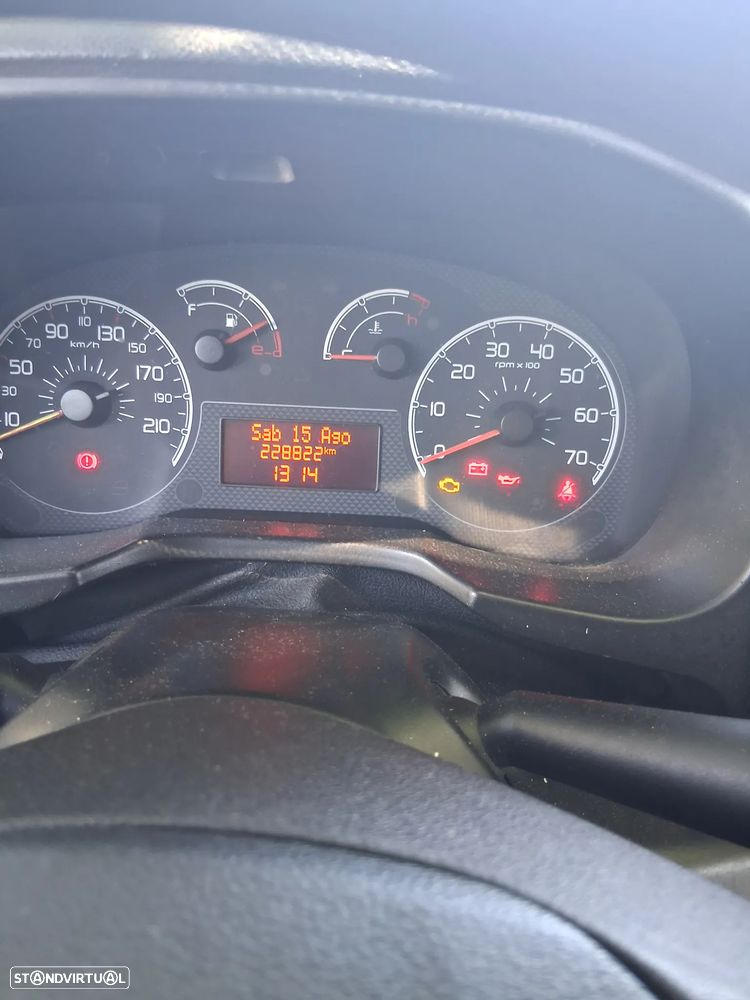 Fiat Fiorino 1.3 M-Jet - 10