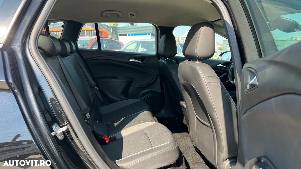 Opel Astra 1.5 D Start/Stop Automatik Business Edition - 8
