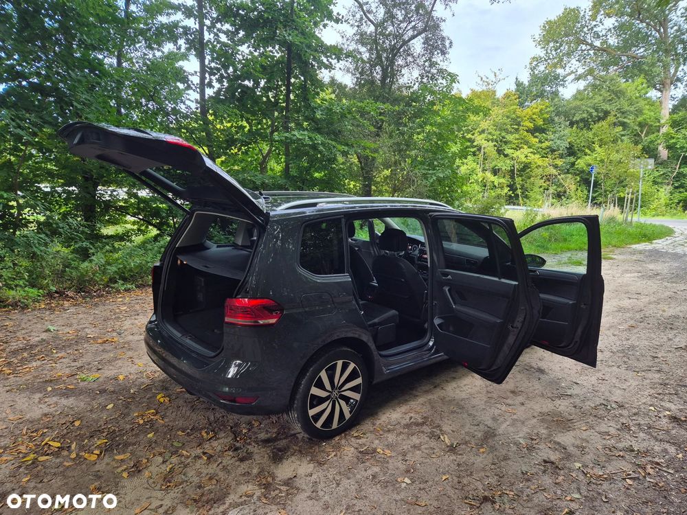 Volkswagen Touran 2.0 TDI SCR DSG ACTIVE - 19