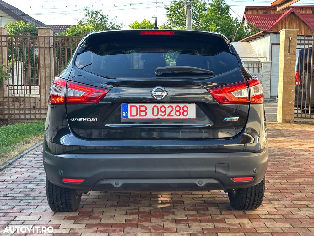 Nissan Qashqai 1.6 DCI Start/Stop N-Connecta - 10