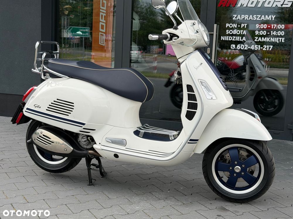 Vespa GTS - 1