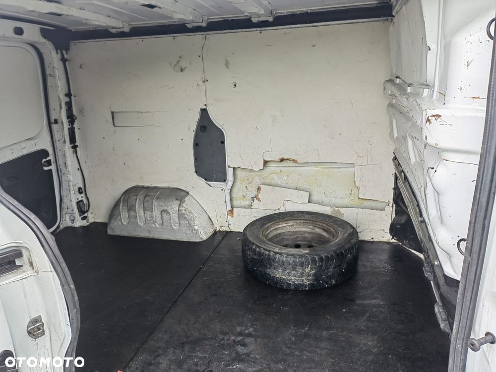 Renault Trafic - 10