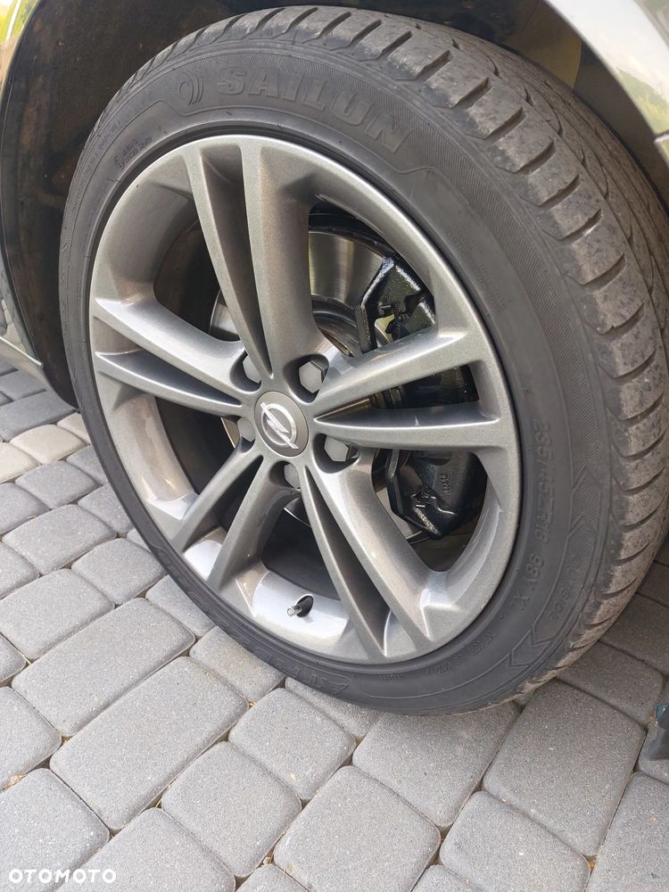 Opel Insignia 2.8 T V6 Sport 4x4 - 16