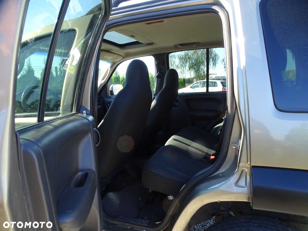 Jeep Cherokee - 9
