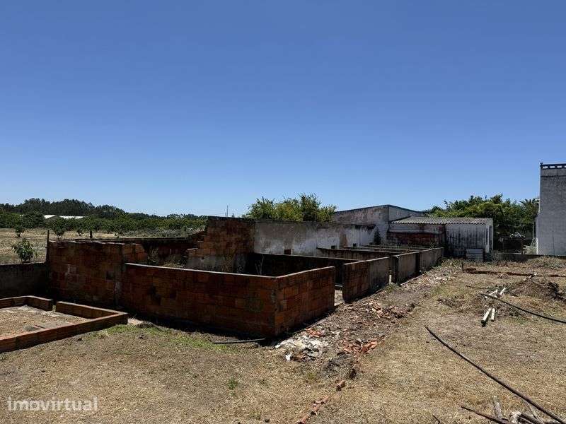 Alugo lote de terreno - Grande imagem: 2/5