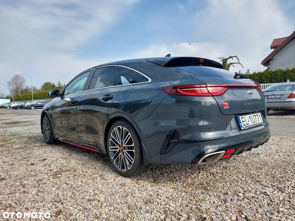 Kia ProCeed - 5