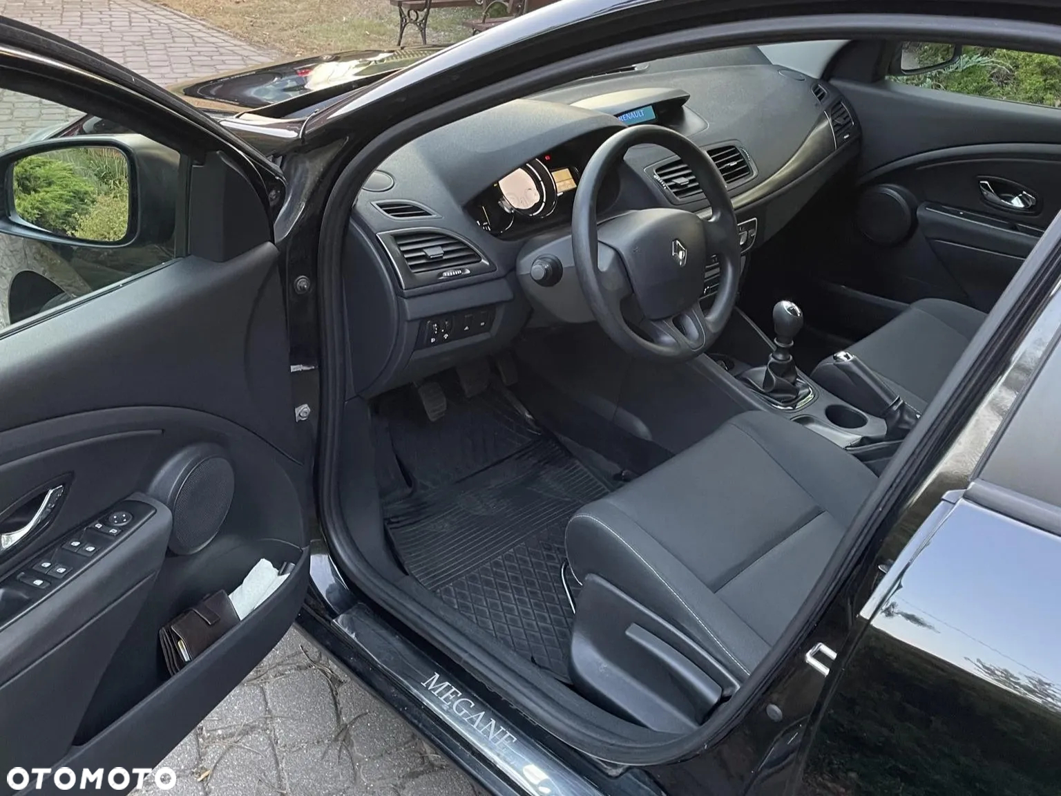 Renault Megane 1.2 16V TCe Energy Limited - 6
