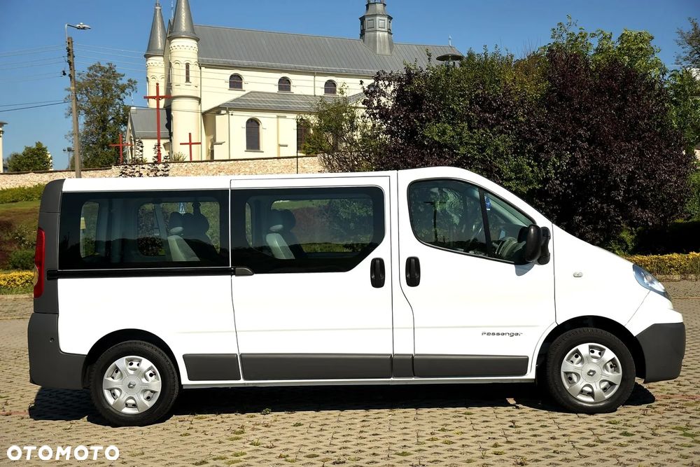 Renault Trafic Passenger L2H1 Expression - 8