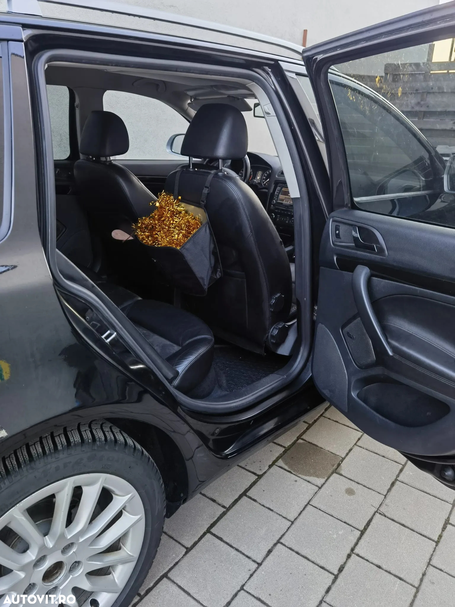 Skoda Octavia Combi 2.0 TDI Laurin Klement 4x4 DSG - 15